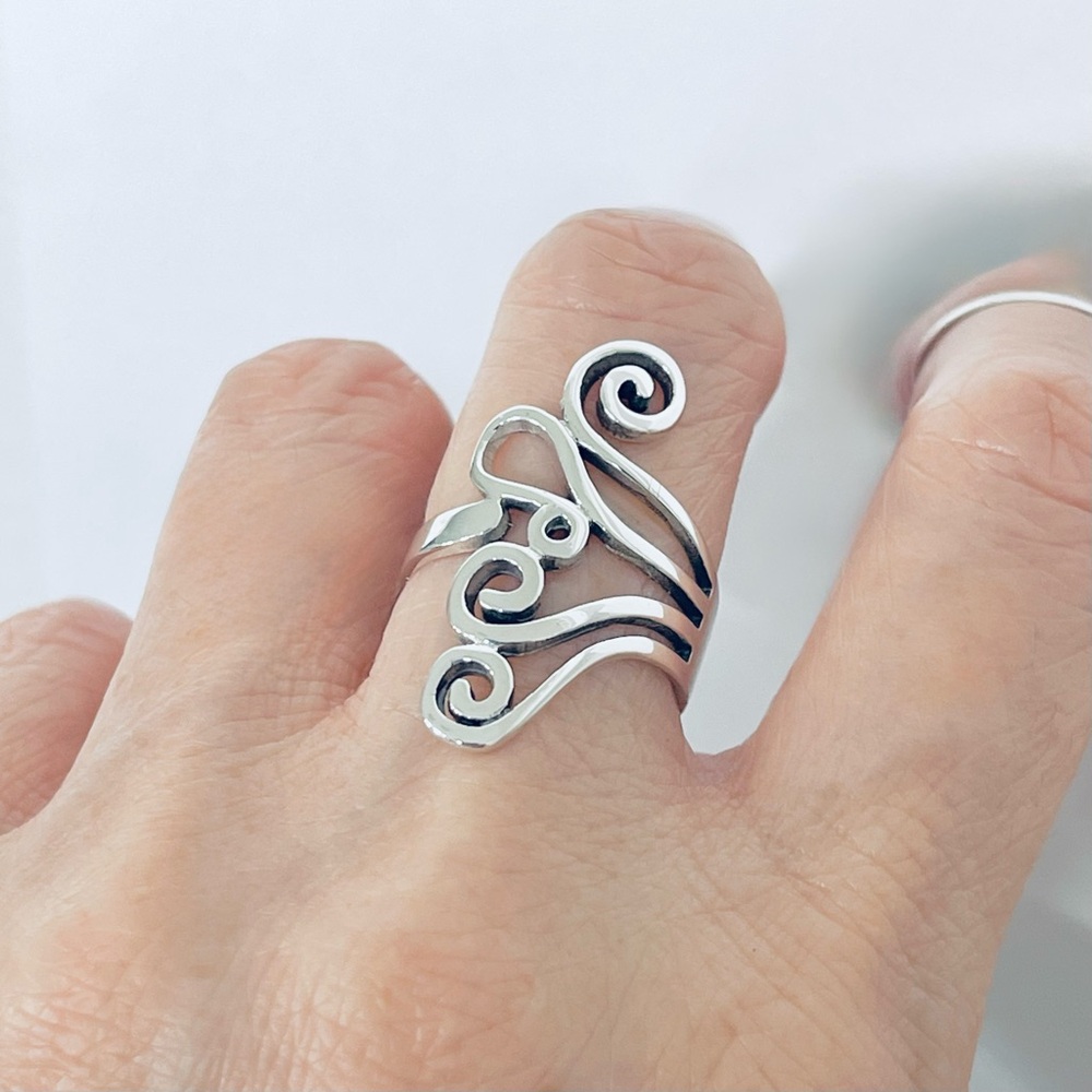 Sterling Silver Statement Swirly Ring, Silver Rings, Swirl Jewelry, Spiral Ring - Picture 6 of 14